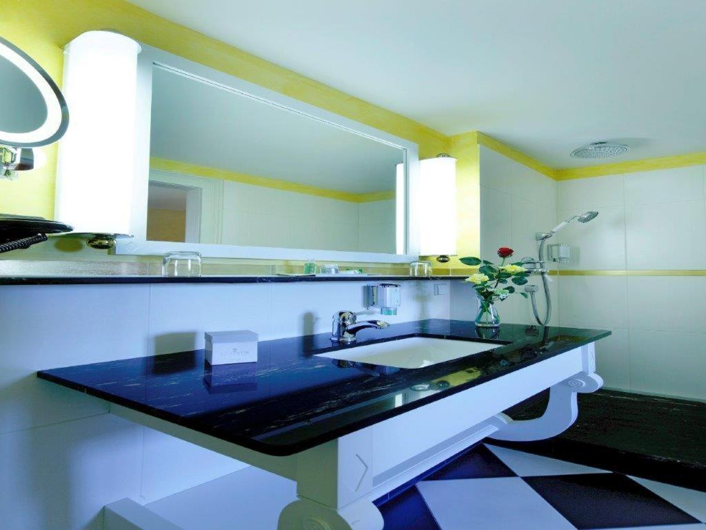 Trip Inn Hotel Der Adelshof ชเวบิชฮัลล์ ภายนอก รูปภาพ