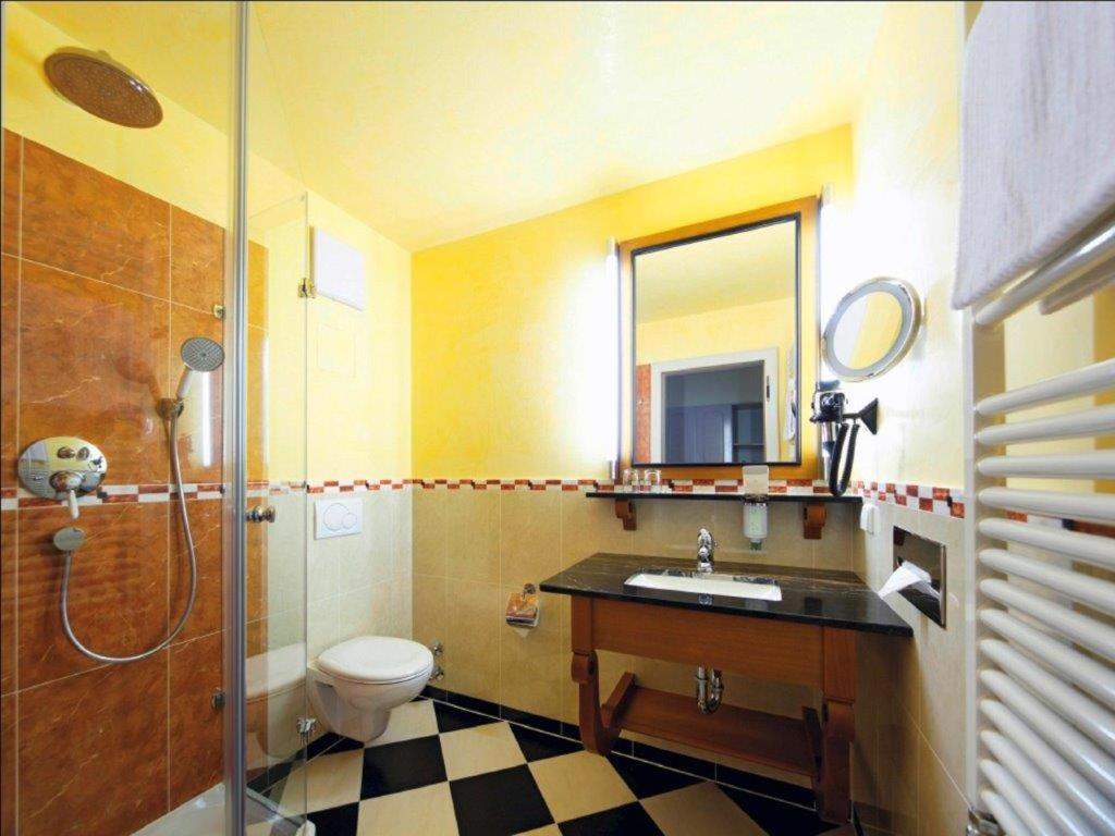 Trip Inn Hotel Der Adelshof ชเวบิชฮัลล์ ภายนอก รูปภาพ