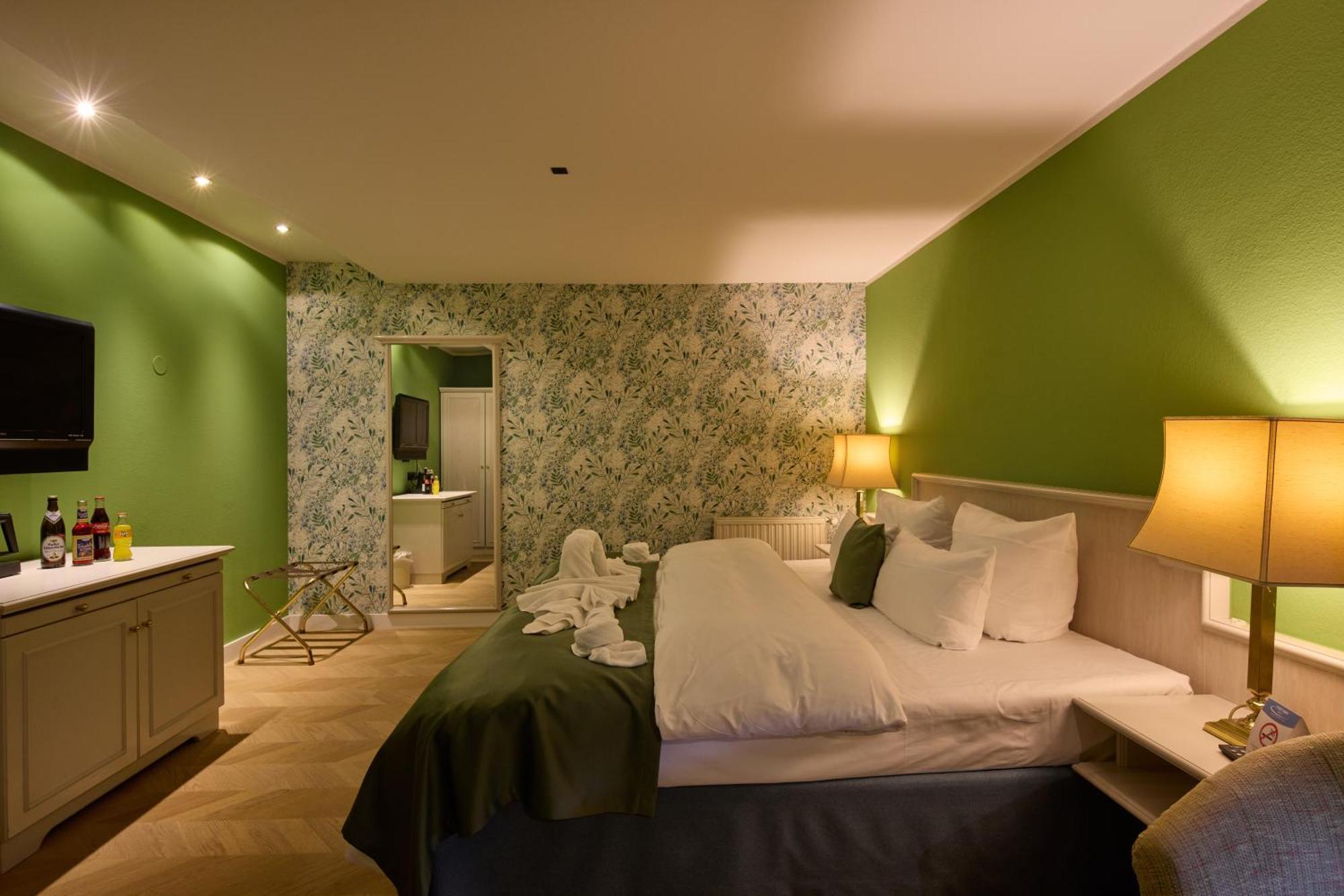 Trip Inn Hotel Der Adelshof ชเวบิชฮัลล์ ภายนอก รูปภาพ